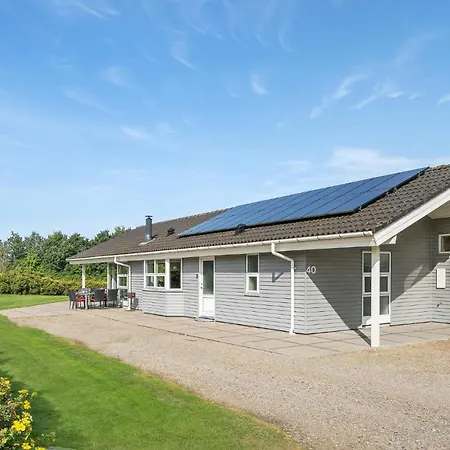 Сasa de vacaciones In With Sauna Hovborg